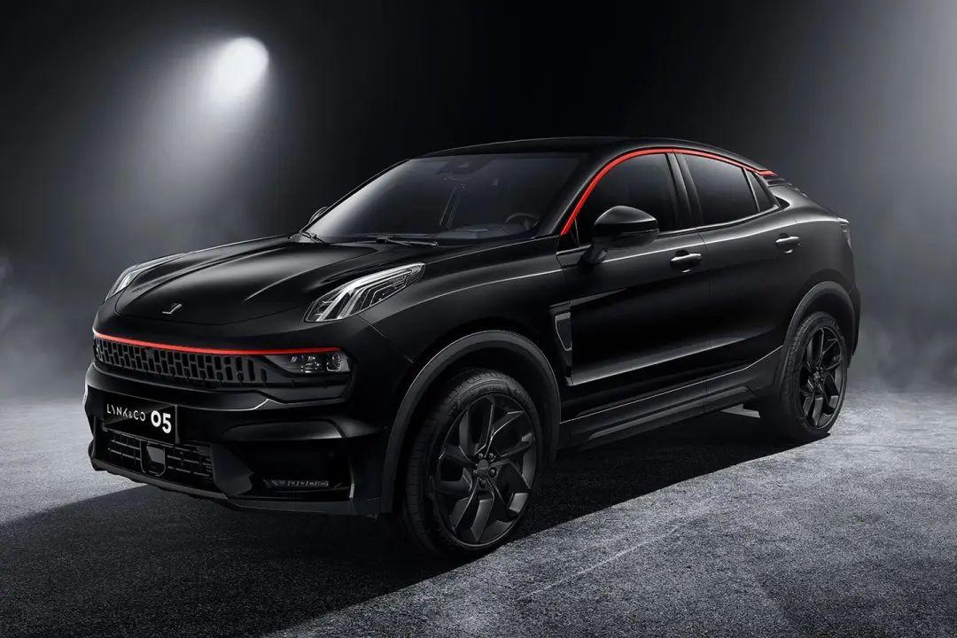 吉利銷量最慘的車型,領(lǐng)克05為啥沒人買?價格貴、空間小,油耗高