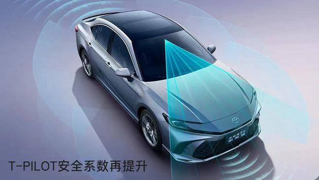 凱美瑞2.5L混動(dòng)車型上市 售價(jià)區(qū)間為21.98-25.98萬(wàn)元