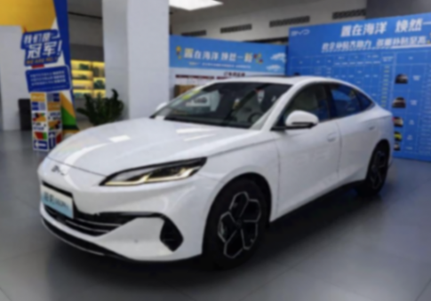 比亞迪海豹06實車進店,與自家秦L同質化,差異在于審美不同