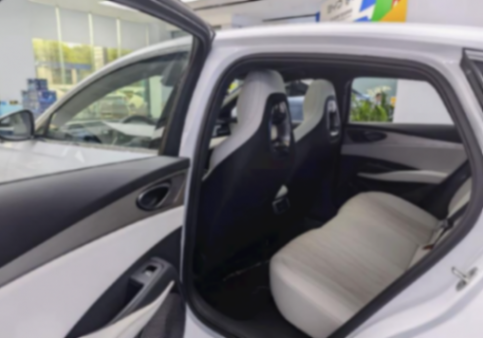 比亞迪海豹06實車進店,與自家秦L同質化,差異在于審美不同
