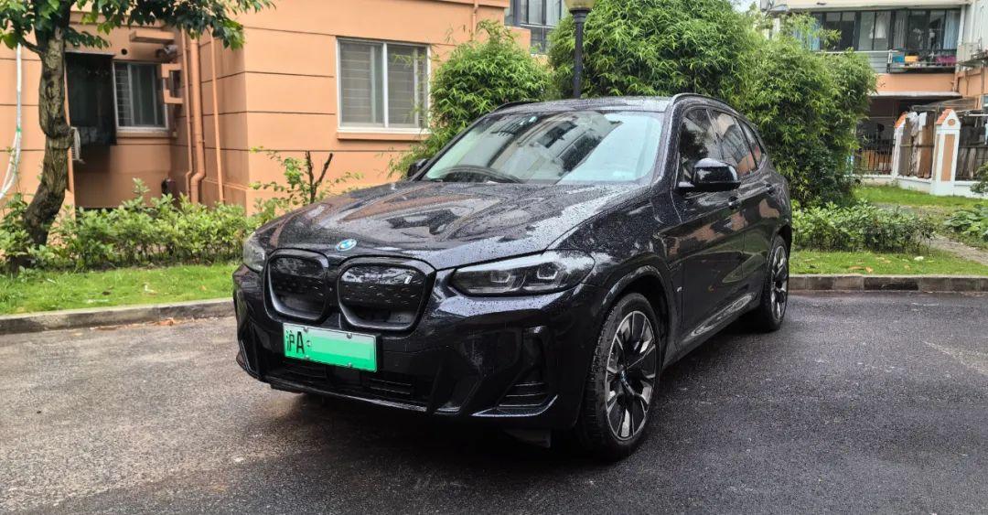 “安全可靠,但車無完車”,寶馬iX3車主總結這些小bug和維修經(jīng)驗