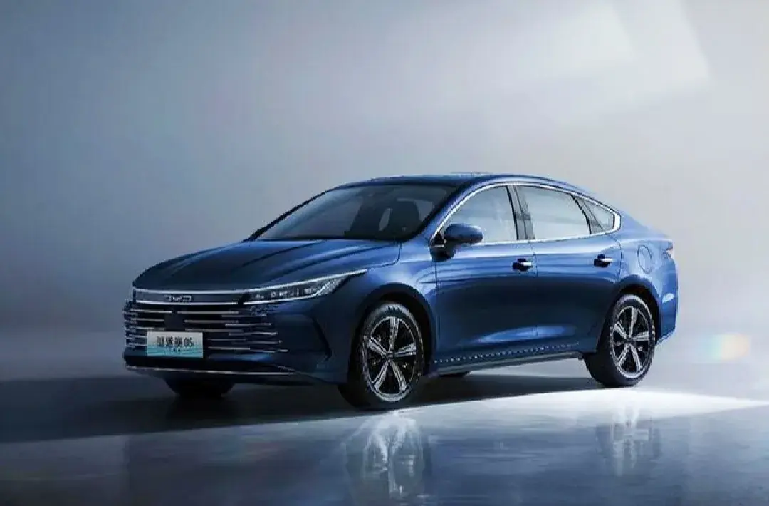 5月緊湊型轎車(chē)銷(xiāo)量榜,軒逸丟冠,朗逸第4名,帝豪第8名