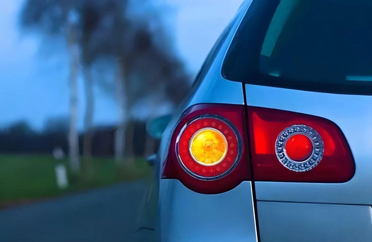 個(gè)別車主常犯的車燈使用誤區(qū),你踩了幾個(gè)?