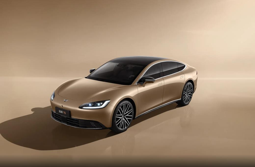 卡車廠的電動(dòng)車能買?5.27米大車26萬(wàn)多,720公里續(xù)航3.2秒破百