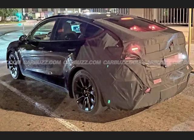 這是特斯拉Model Y 2025款？或年后上市，價(jià)格預(yù)測引發(fā)廣泛關(guān)注！-有駕