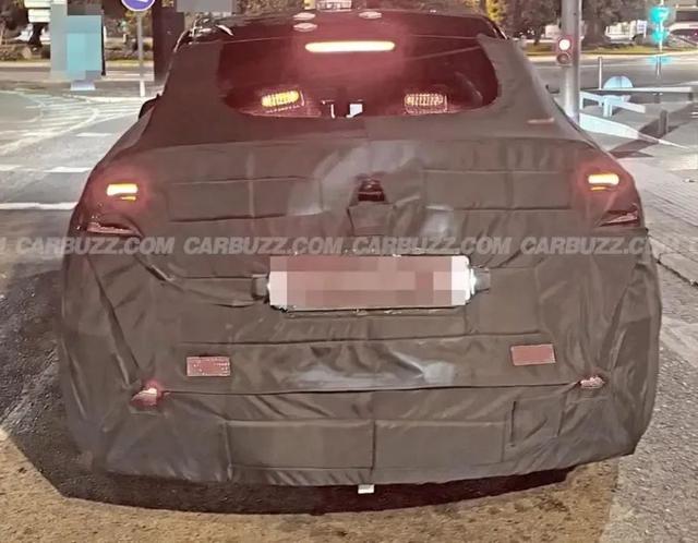 這是特斯拉Model Y 2025款？或年后上市，價(jià)格預(yù)測引發(fā)廣泛關(guān)注！-有駕