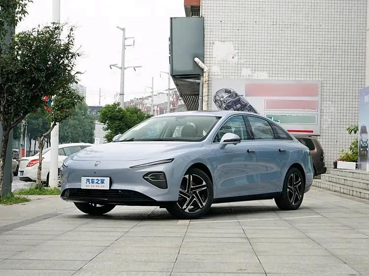 2025年新能源汽車行業(yè)觀察:電池終身質(zhì)保,是噱頭還是真福利?