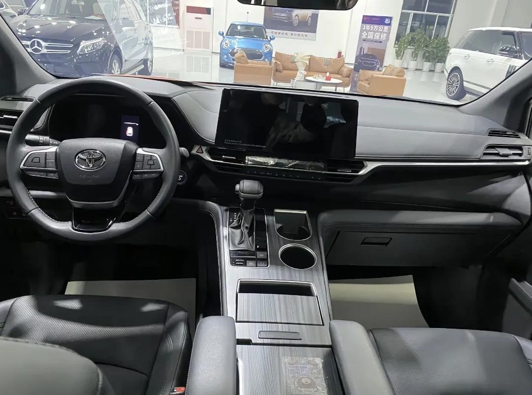 豐田塞納(SIENNA)車型分析及國產(chǎn)MPV對(duì)比