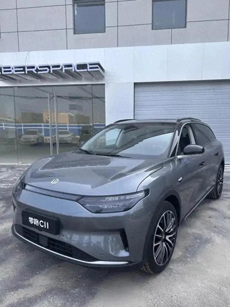 中國一汽×零跑汽車:新能源賽道上的“強強聯(lián)合”