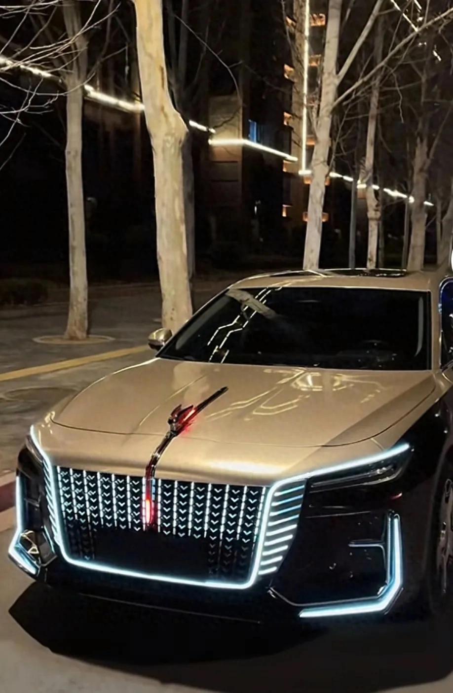 2025年性價(jià)比最高的三款B級(jí)車 紅旗H5 大眾帕薩特B9 豐田凱美瑞