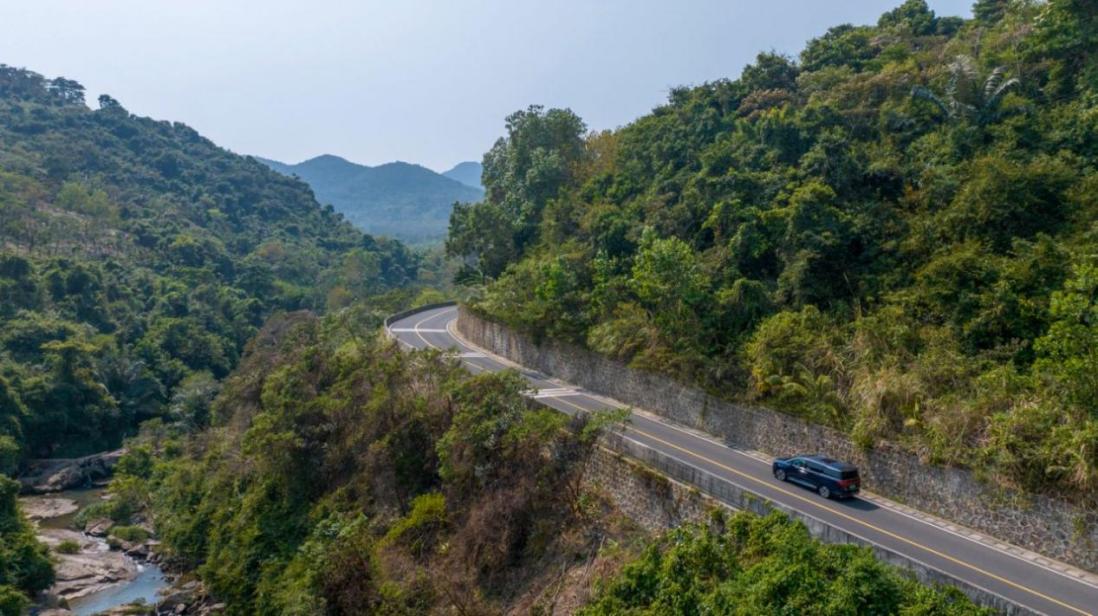江淮瑞風(fēng)RF8,憑實力成為旅途上的“寶藏座駕”