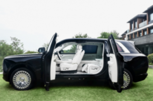 追覓汽車超奢SUV亮相：無B柱對(duì)開門+超級(jí)增程